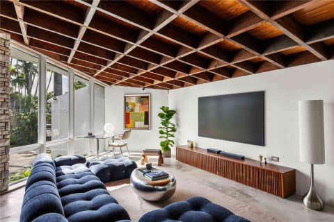 Villa ou maison à vendre à Miami, Floride: 3 chambres, 178 m2 № 1964096 - photo 4