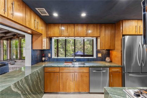 Villa ou maison à vendre à Miami, Floride: 3 chambres, 178 m2 № 1964096 - photo 16