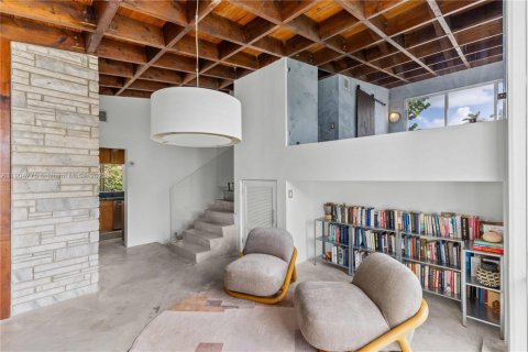 Villa ou maison à vendre à Miami, Floride: 3 chambres, 178 m2 № 1964096 - photo 7