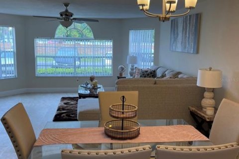 Condominio en venta en Kissimmee, Florida, 3 dormitorios, 113.34 m2 № 1838514 - foto 3