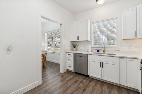 Apartment in Tampa, Florida 2 bedrooms, 119.66 sq.m. № 2195412 - photo 26