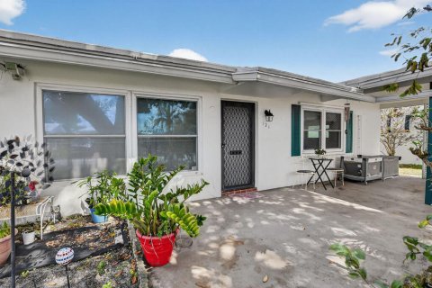 Casa en venta en Pompano Beach, Florida, 2 dormitorios, 96.99 m2 № 2182796 - foto 3