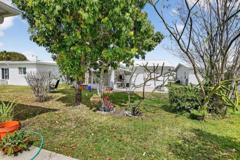 Casa en venta en Pompano Beach, Florida, 2 dormitorios, 96.99 m2 № 2182796 - foto 26