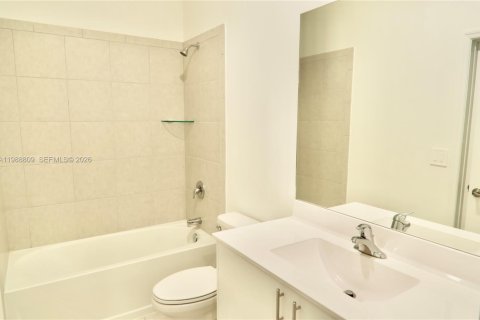 Touwnhouse à louer à Homestead, Floride: 3 chambres, 123.37 m2 № 2154001 - photo 22