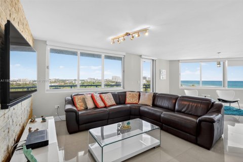 Condominio en venta en Miami Beach, Florida, 2 dormitorios, 135.17 m2 № 1963566 - foto 13
