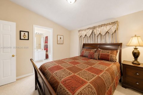 Townhouse in Pembroke Pines, Florida 3 bedrooms, 126.44 sq.m. № 2089417 - photo 11