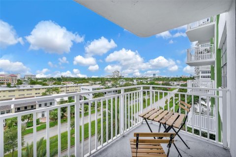 Copropriété à vendre à North Miami, Floride: 1 chambre, 79.43 m2 № 2013600 - photo 10