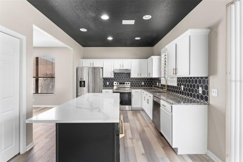 Villa ou maison à vendre à Tarpon Springs, Floride: 4 chambres, 240.52 m2 № 2196547 - photo 20