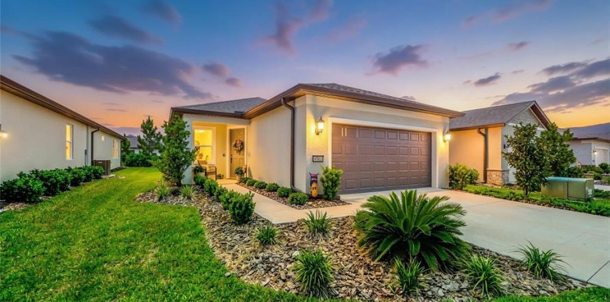 Casa en Ocala, Florida 2 dormitorios, 130.62 m2 № 2148014