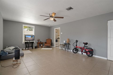 Immobilier commercial à vendre à Gulfport, Floride № 2206047 - photo 6