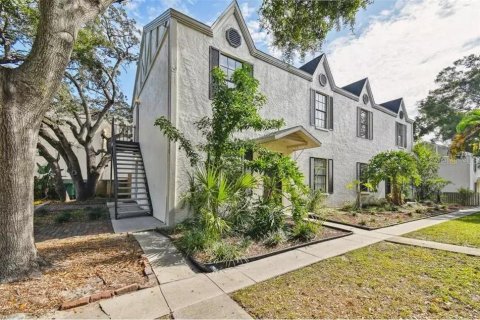 Condo à Tampa, Floride, 2 chambres  № 2101543