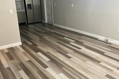 Copropriété à louer à Tampa, Floride: 2 chambres, 78.97 m2 № 2101543 - photo 2