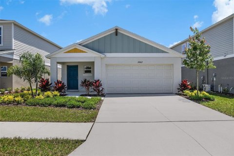 House in Davenport, Florida 3 bedrooms, 150.04 sq.m. № 1910203 - photo 1