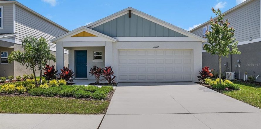 House in Davenport, Florida 3 bedrooms, 150.04 sq.m. № 1910203