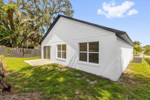 Villa ou maison à louer à Lake Mary, Floride: 3 chambres, 130.16 m2 № 2430863 - photo 27
