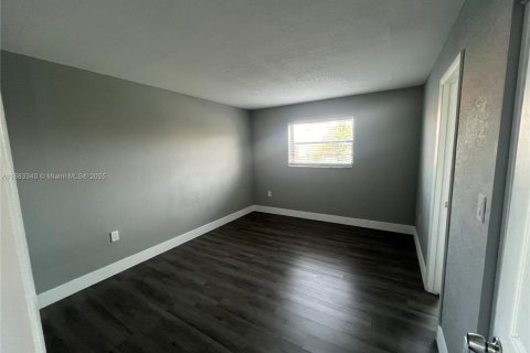 Copropriété à louer à Miami, Floride: 2 chambres, 80.55 m2 № 1929919 - photo 8