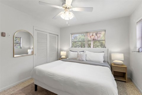 Apartment in Saint Petersburg, Florida 2 bedrooms, 111.48 sq.m. № 2394293 - photo 15
