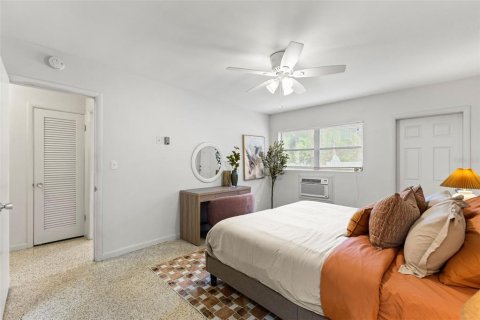 Apartment in Saint Petersburg, Florida 2 bedrooms, 111.48 sq.m. № 2394293 - photo 20