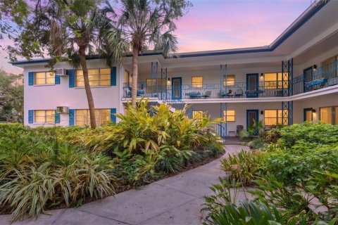 Apartment in Saint Petersburg, Florida 2 bedrooms, 111.48 sq.m. № 2394293 - photo 28