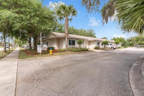 Villa ou maison à vendre à New Smyrna Beach, Floride: 2 chambres, 77.85 m2 № 2197455 - photo 21