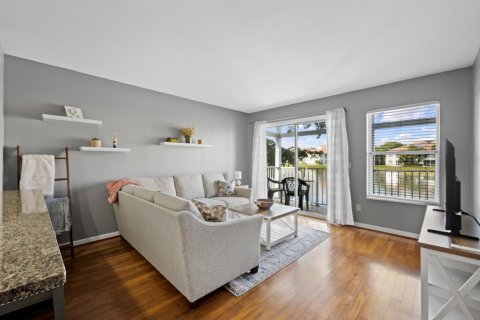 Condominio en venta en Palm Beach Gardens, Florida, 2 dormitorios, 71.53 m2 № 2263248 - foto 7