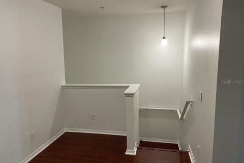 Townhouse in Orlando, Florida 3 bedrooms, 162.67 sq.m. № 2239837 - photo 16
