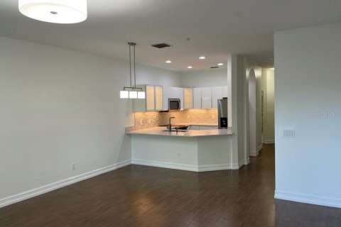 Townhouse in Orlando, Florida 3 bedrooms, 162.67 sq.m. № 2239837 - photo 8