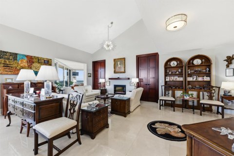 Copropriété à vendre à Hutchinson Island South, Floride: 4 chambres, 293.94 m2 № 2077878 - photo 18