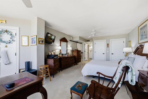 Copropriété à vendre à Hutchinson Island South, Floride: 4 chambres, 293.94 m2 № 2077878 - photo 25