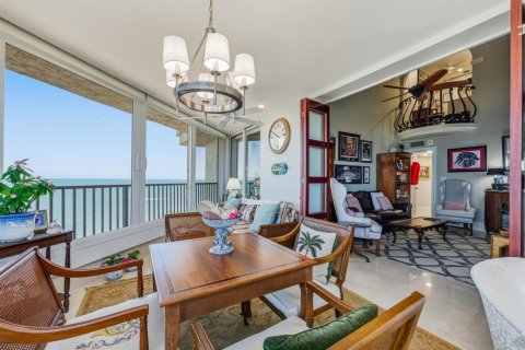 Copropriété à vendre à Hutchinson Island South, Floride: 4 chambres, 293.94 m2 № 2077878 - photo 10