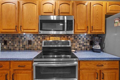 Casa en venta en Lutz, Florida, 4 dormitorios, 186.55 m2 № 1721045 - foto 13