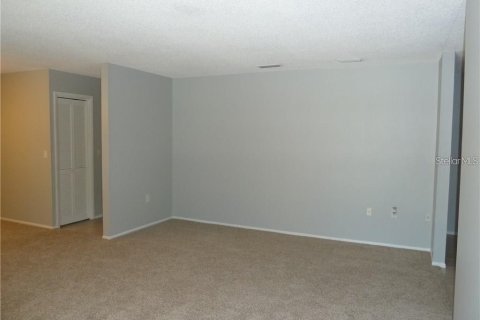 Condo in Oldsmar, Florida, 3 bedrooms  № 2209714 - photo 2