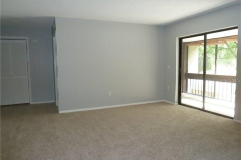 Condo in Oldsmar, Florida, 3 bedrooms  № 2209714 - photo 4