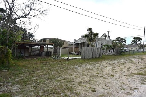 House in Tarpon Springs, Florida 1 bedroom, 75.81 sq.m. № 1800082 - photo 7