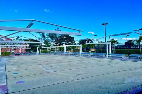 Condo in Deerfield Beach, Florida, 2 bedrooms № 1993988 - photo 26