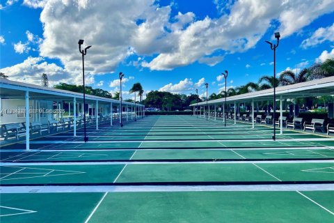 Condo in Deerfield Beach, Florida, 2 bedrooms № 1993988 - photo 24