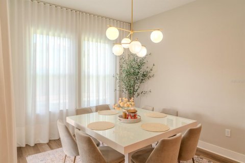 House in Winter Garden, Florida 3 bedrooms, 192.49 sq.m. № 1795374 - photo 29
