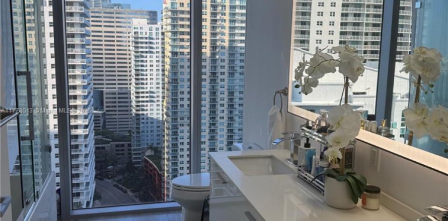 Condominio en Miami, Florida, 2 dormitorios № 1727152