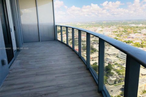 Снять в аренду кондоминиум в Майами, Флорида 1 спальня, 70.51м2, № 2000686 - фото 19