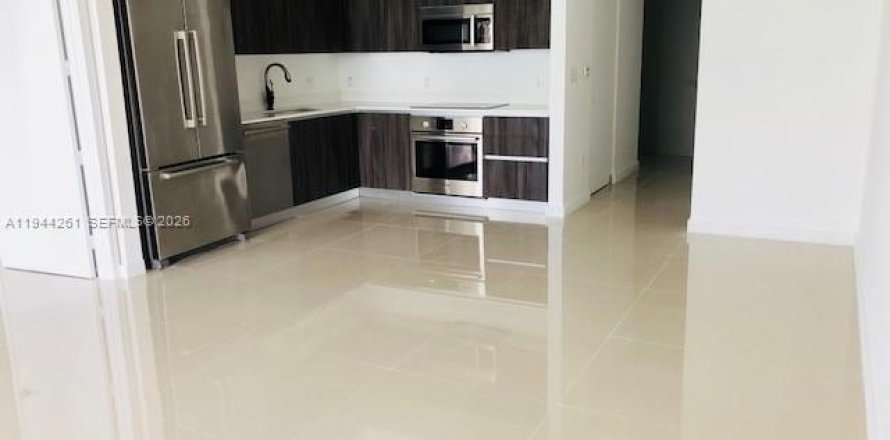 Кондоминиум с 1 спальней в Майами, Флорида № 2000686