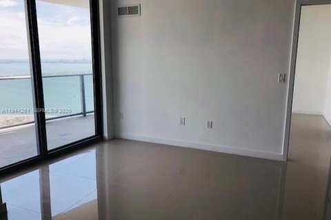 Снять в аренду кондоминиум в Майами, Флорида 1 спальня, 70.51м2, № 2000686 - фото 3