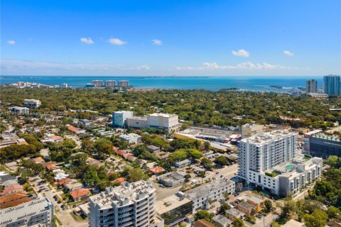 Condo in Miami, Florida, 3 bedrooms  № 1937984 - photo 5