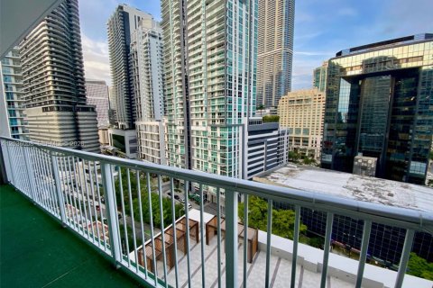 Condo in Miami, Florida, 1 bedroom  № 2086907 - photo 16