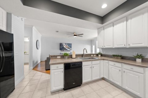 Touwnhouse à vendre à Largo, Floride: 3 chambres, 198.9 m2 № 2093139 - photo 9