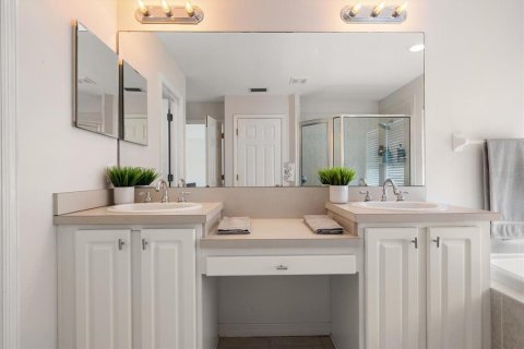 Touwnhouse à vendre à Largo, Floride: 3 chambres, 198.9 m2 № 2093139 - photo 30