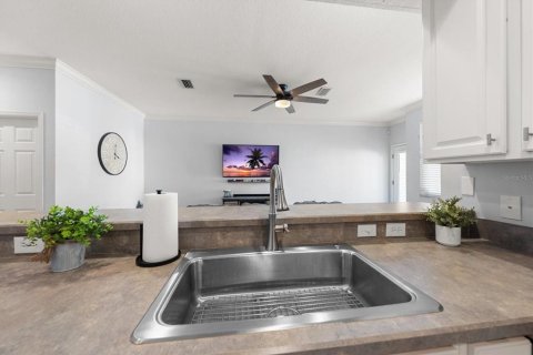 Touwnhouse à vendre à Largo, Floride: 3 chambres, 198.9 m2 № 2093139 - photo 11