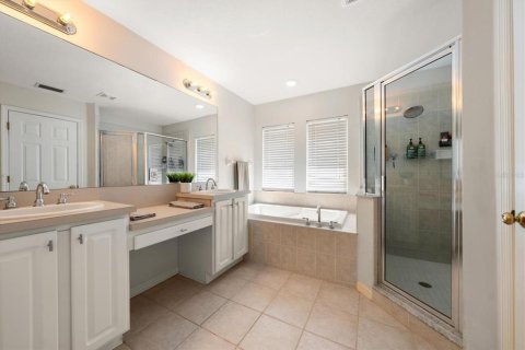Touwnhouse à vendre à Largo, Floride: 3 chambres, 198.9 m2 № 2093139 - photo 27