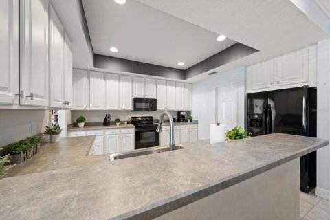 Touwnhouse à vendre à Largo, Floride: 3 chambres, 198.9 m2 № 2093139 - photo 18