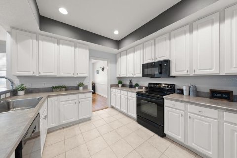 Touwnhouse à vendre à Largo, Floride: 3 chambres, 198.9 m2 № 2093139 - photo 8