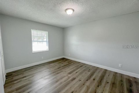 Apartment in Winter Haven, Florida 2 bedrooms, 84.91 sq.m. № 2395981 - photo 4